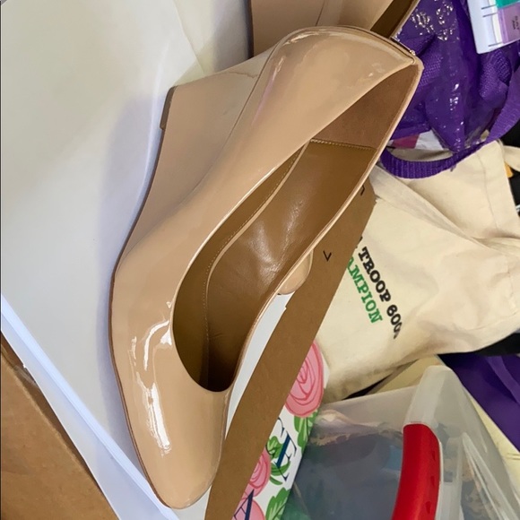 Coach Beige Patent Leather Wedges! - Picture 5 of 5